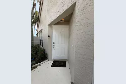 10285 Allegro Dr, Boca Raton, FL 33428 - Photo 9