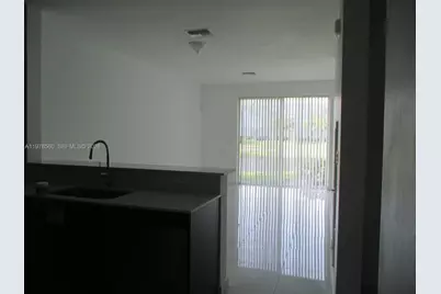 3417 NW 13th St, Lauderhill, FL 33311 - Photo 7