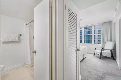5101 Collins Ave #11M, Miami Beach, FL 33140 - Photo 7