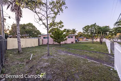 918 NW 13th Ct #1, Fort Lauderdale, FL 33311 - Photo 21