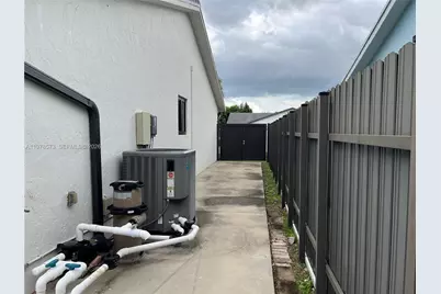 11104 SW 139th Ct #0, Miami, FL 33186 - Photo 33