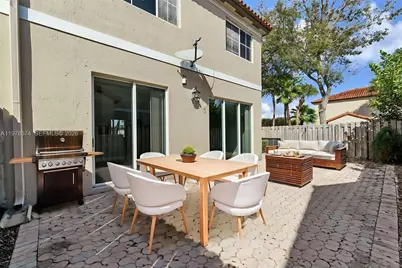 8338 NW 145th St, Miami Lakes, FL 33016 - Photo 31