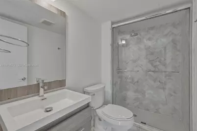 4301 Collins Ave #201, Miami Beach, FL 33140 - Photo 15