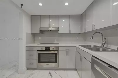 4301 Collins Ave #201, Miami Beach, FL 33140 - Photo 7