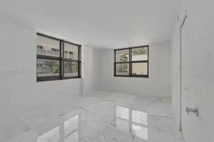 4301 Collins Ave, Miami Beach, FL 33140 - Photo 9