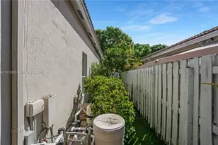 5297 SW 34th Way, Hollywood, FL 33312 - Photo 25