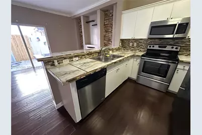 2221 SE 24th Pl #2221, Homestead, FL 33035 - Photo 7