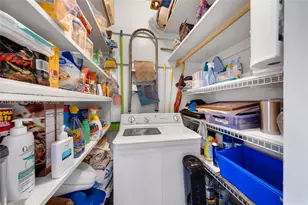 900 SW 10th Terrace, Hallandale Beach, FL 33009 - Photo 13