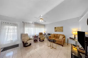 900 SW 10th Terrace, Hallandale Beach, FL 33009 - Photo 1