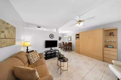 900 SW 10th Ter #14S, Hallandale Beach, FL 33009 - Photo 5
