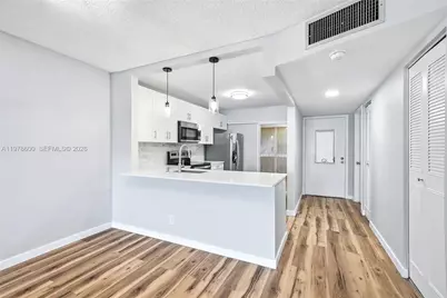 860 SE 6th Ave #311, Deerfield Beach, FL 33441 - Photo 7