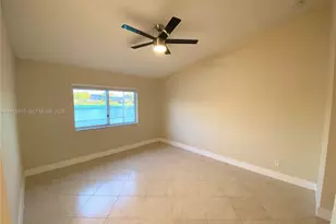 611 NW 208th Circle, Pembroke Pines, FL 33029 - Photo 9