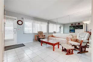 800 SW 10th Terrace, Hallandale Beach, FL 33009 - Photo 5