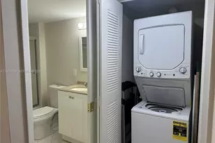 901 SW 141st Ave, Pembroke Pines, FL 33027 - Photo 15