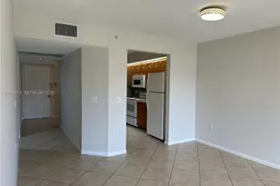 901 SW 141st Ave, Pembroke Pines, FL 33027 - Photo 11