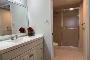 901 SW 141st Ave, Pembroke Pines, FL 33027 - Photo 9