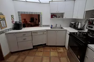 1750 NE 191st St, Miami, FL 33179 - Photo 7