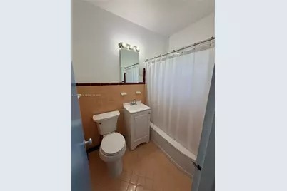 4730 Pine Tree Dr #11, Miami Beach, FL 33140 - Photo 5