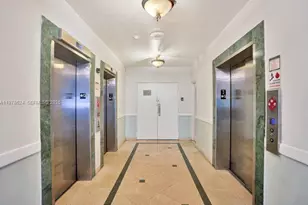 1351 NE Miami Gardens Dr, Miami, FL 33179 - Photo 25