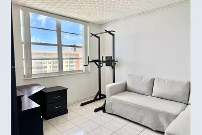 250 174th St #2212, Sunny Isles Beach, FL 33160 - Photo 27