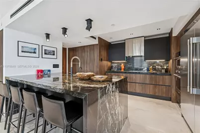 19667 Turnberry Way #8K, Aventura, FL 33180 - Photo 9