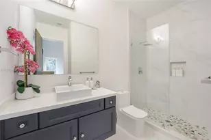 56 Samana Dr, Miami, FL 33133 - Photo 25