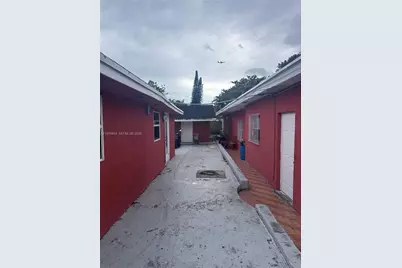 324 NW 47th St, Miami, FL 33127 - Photo 5