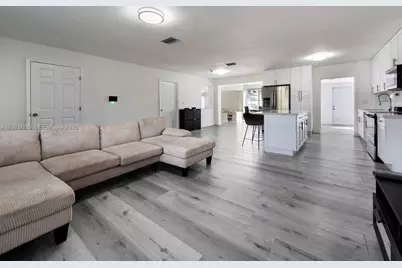 350 SW 30th Ter, Fort Lauderdale, FL 33312 - Photo 5