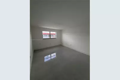 6070 W 19th Ave #315, Hialeah, FL 33012 - Photo 7