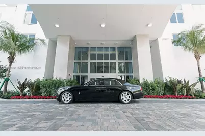 17111 Biscayne Blvd #408, North Miami Beach, FL 33160 - Photo 17