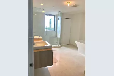 17111 Biscayne Blvd #408, North Miami Beach, FL 33160 - Photo 11