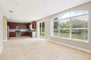 2142 NW 77th Terrace, Pembroke Pines, FL 33024 - Photo 11