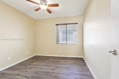 2142 NW 77th Ter, Pembroke Pines, FL 33024 - Photo 33