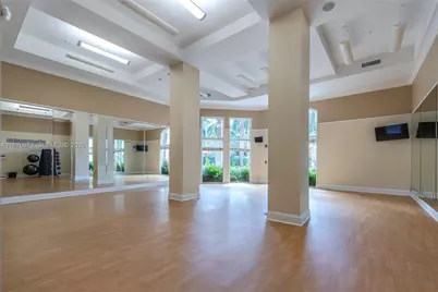 17100 N Bay Rd #1414, Sunny Isles Beach, FL 33160 - Photo 27