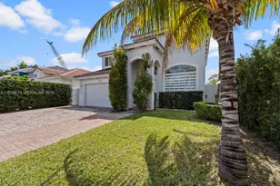 10230 SW 227th St, Cutler Bay, FL 33190 - Photo 3