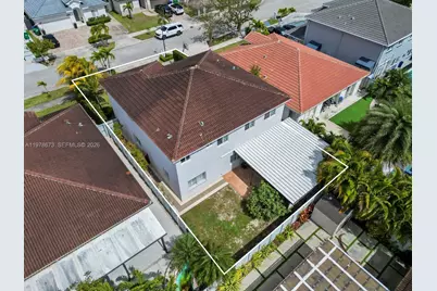 10230 SW 227th St, Cutler Bay, FL 33190 - Photo 9