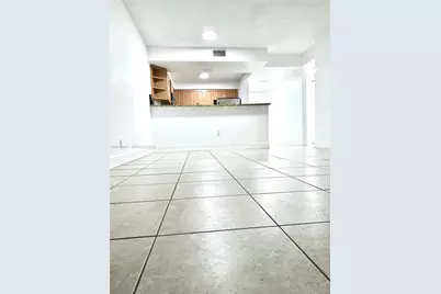 5221 Geneva Way #103, Doral, FL 33166 - Photo 5