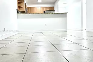5221 Geneva Way, Doral, FL 33166 - Photo 5