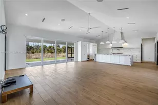 1899 Wilson Blvd N, Naples, FL 34120 - Photo 21