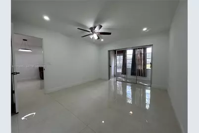 300 Berkley Rd #108, Hollywood, FL 33024 - Photo 19