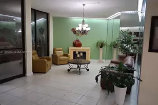 1100 St Charles Pl, Pembroke Pines, FL 33026 - Photo 27