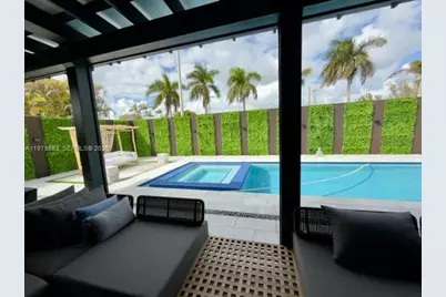 9351 SW 88th Ter, Miami, FL 33176 - Photo 9