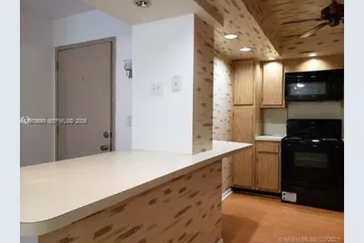 20860 San Simeon Way #404-6, Miami, FL 33179 - Photo 3