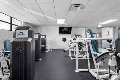 600 Parkview Dr #227, Hallandale Beach, FL 33009 - Photo 37