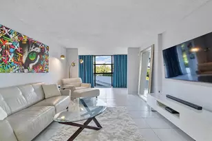 600 Parkview Dr, Hallandale Beach, FL 33009 - Photo 11