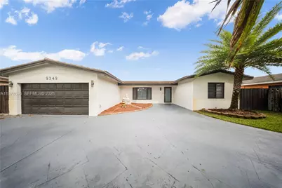 9349 NW 24th Pl, Pembroke Pines, FL 33024 - Photo 3