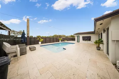 9349 NW 24th Pl, Pembroke Pines, FL 33024 - Photo 7