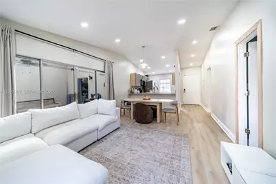 9341 E Fern Ln, Miramar, FL 33025 - Photo 5