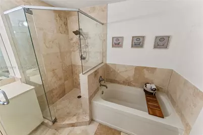 3232 SW 22nd Ter #708, Miami, FL 33145 - Photo 15
