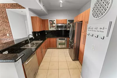 3232 SW 22nd Ter #708, Miami, FL 33145 - Photo 11